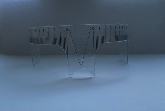 Augenbrauen-Vermessung